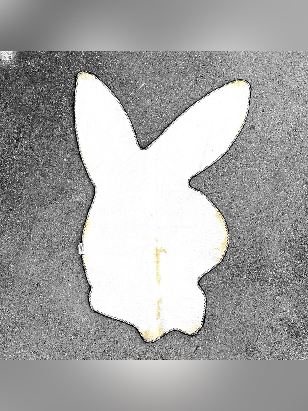Playboy Bunny Rug 🐰💞 - Picture 2 of 2